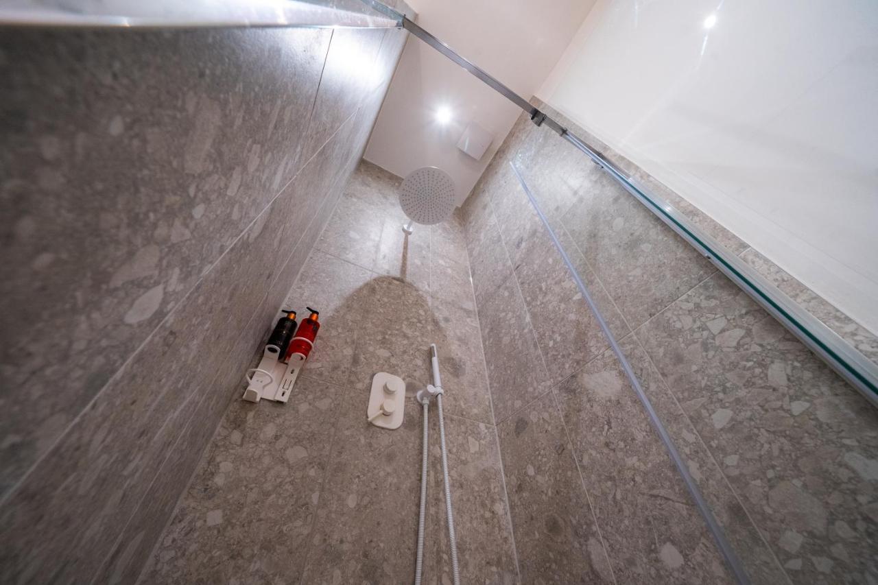 Coente Apartments Kiraly 28 Budapest Ngoại thất bức ảnh